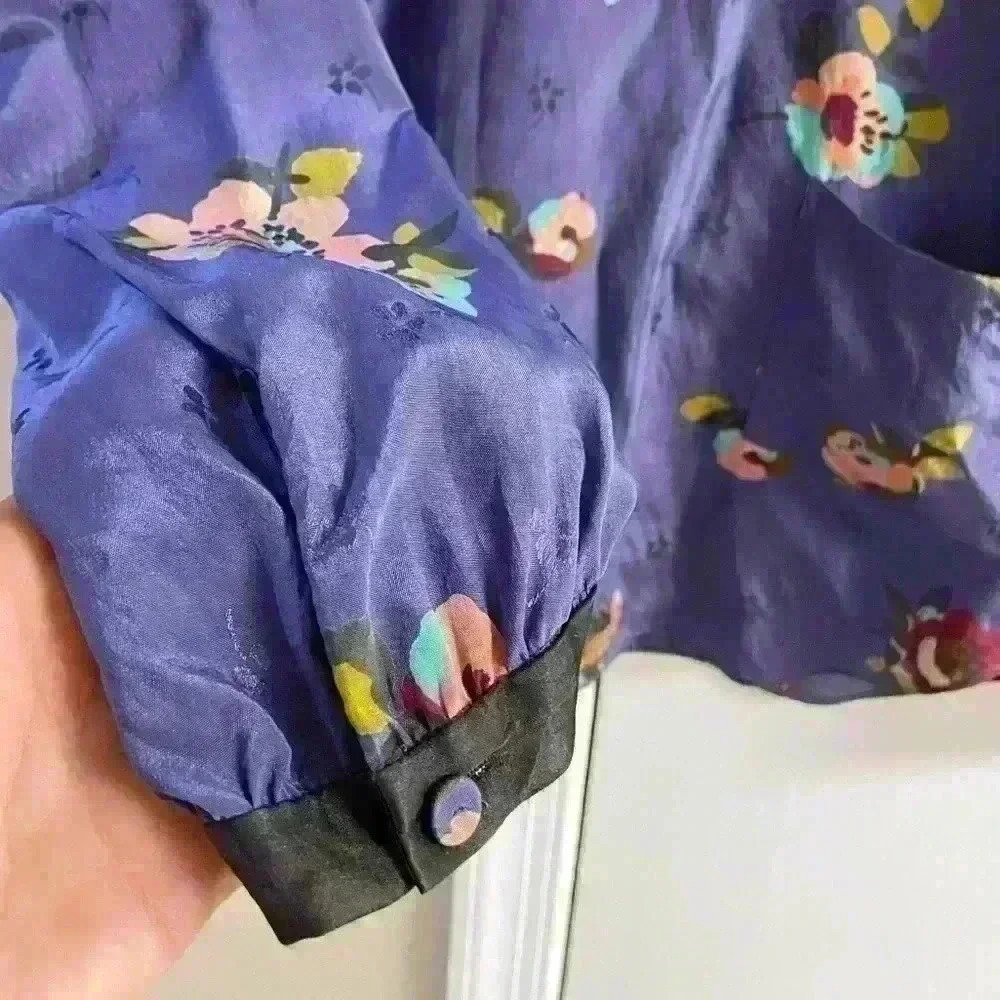 Rebecca Taylor 100% silk 1/4 button up pop over blouse. A bit oversized Sz 2 - Picture 3 of 7